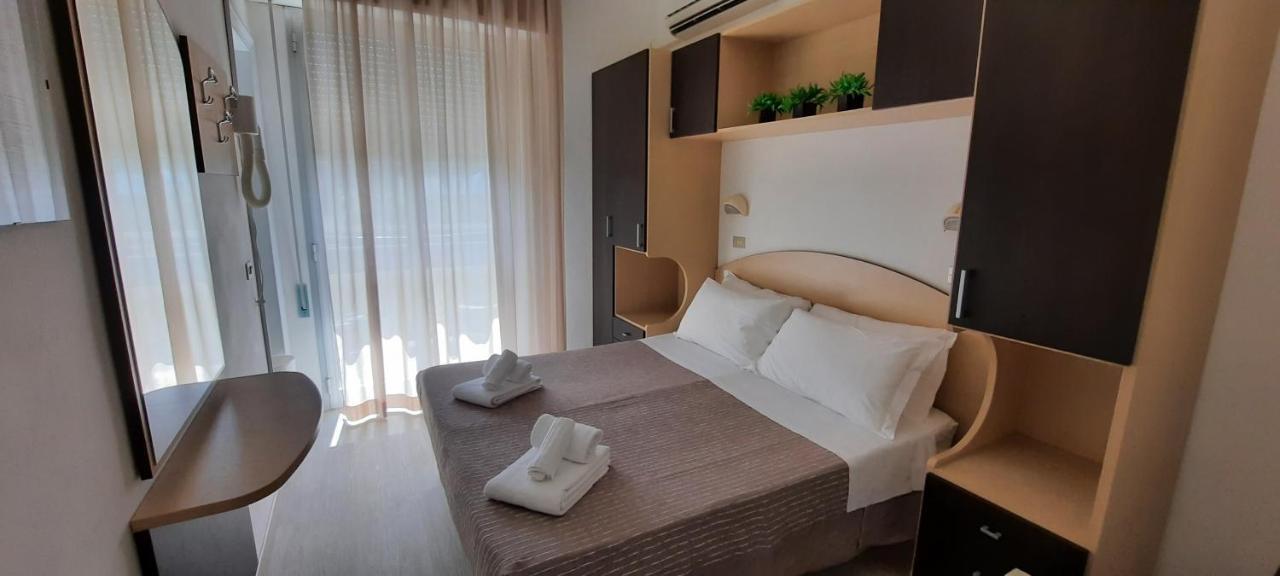 B&B Hotel Serenita Bellaria-Igea Marina Eksteriør bilde