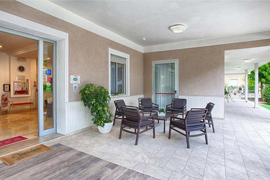 B&B Hotel Serenita Bellaria-Igea Marina Eksteriør bilde